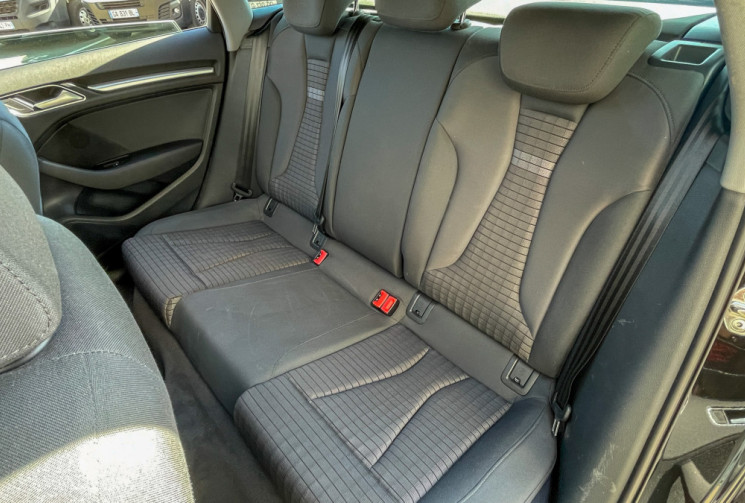 Audi A3 SPORTBACK Série 3 Phase 2 Sportback 1.5 TFSI 16V S&S 150 cv SPORT 