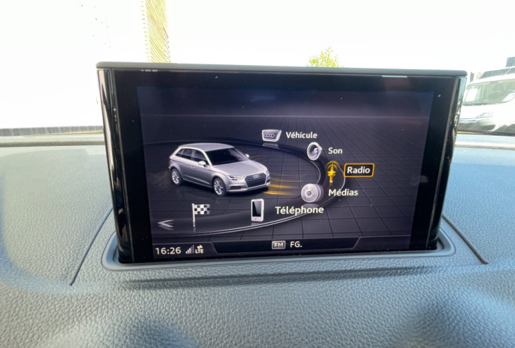 Audi A3 SPORTBACK Série 3 Phase 2 Sportback 1.5 TFSI 16V S&S 150 cv SPORT 