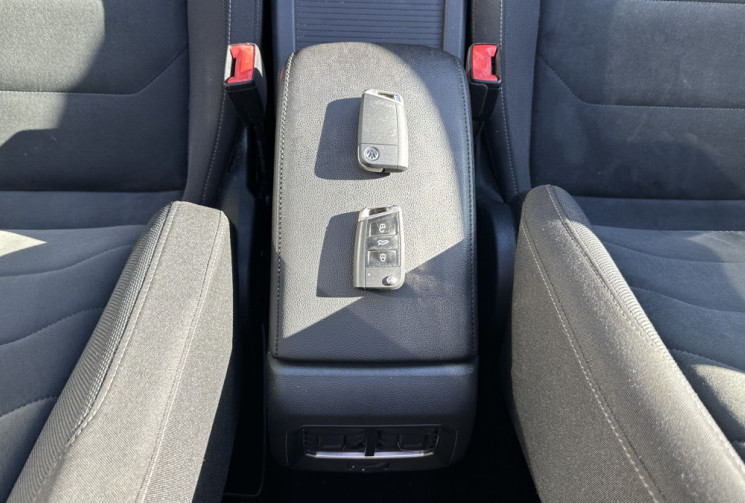 Volkswagen TIGUAN ALLSPACE 2.0 TDI 150 ch Carat Exclusive 4Motion DSG7 / Première main / 7 Places