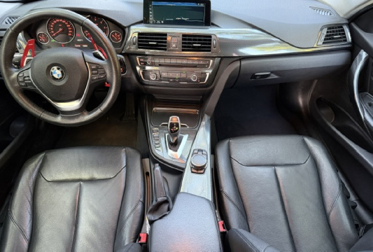 BMW Série 3 Lounge + 2.0 190 cv / caméra d’intersection / cuir / affichage tête haute / 