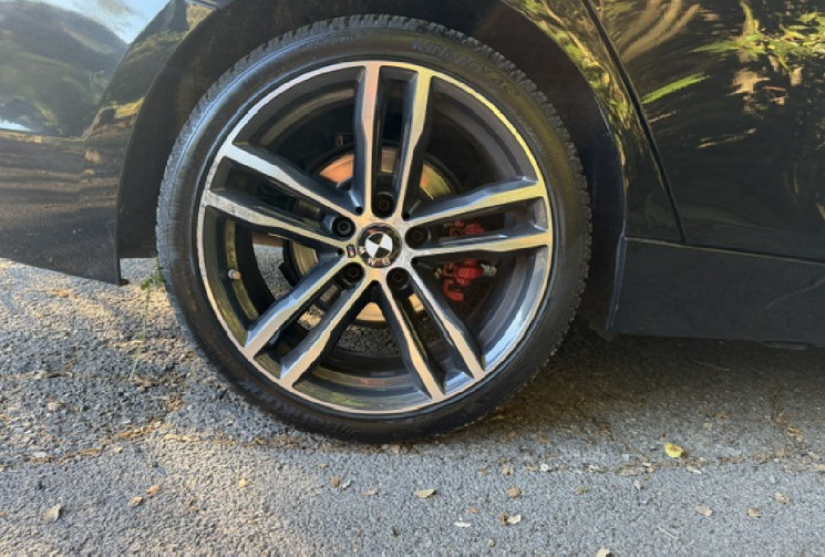 BMW Série 3 Lounge + 2.0 190 cv / caméra d’intersection / cuir / affichage tête haute / 