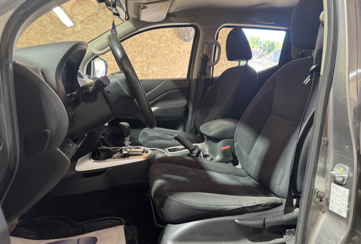 Nissan Navara 2.3 dCi GARANTIE 1 AN Double Cab 4WD 190 cv