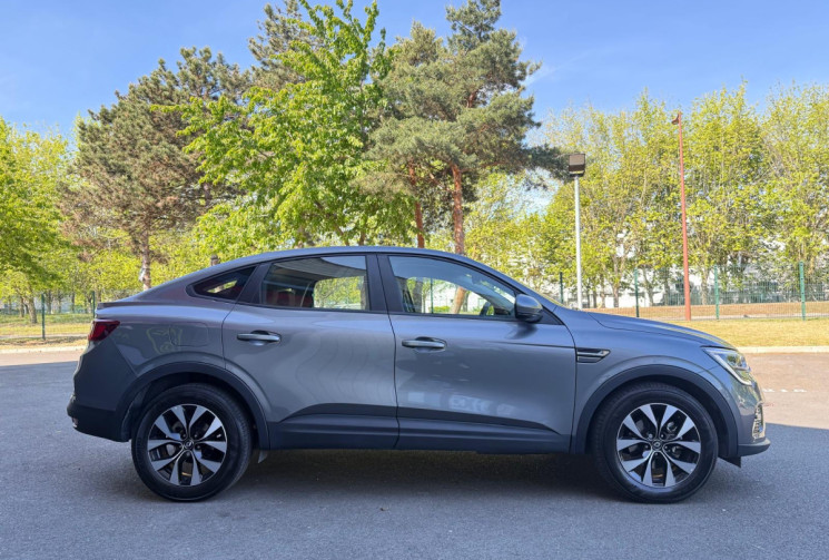 Renault Arkana 1.6 E TECH 145 EVOLUTION EDC 23