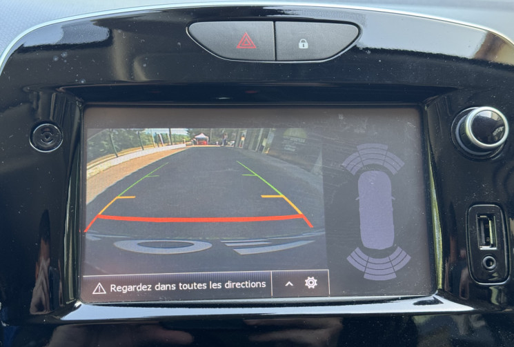 Renault CLIO ESTATE IV INTENS 1.5 DCI 110 / Camera / GPS / Distri et entretien à jour / Garantie 6m