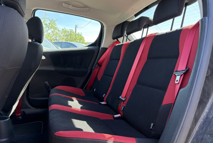 Peugeot 207 1.4 VTi 95 cv SERIE 64 