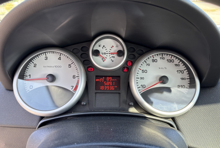 Peugeot 207 1.4 VTi 95 cv SERIE 64 