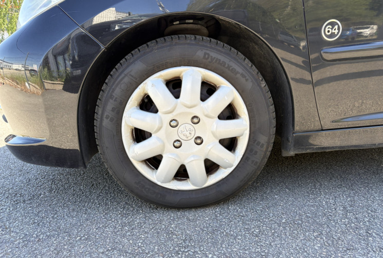 Peugeot 207 1.4 VTi 95 cv SERIE 64 