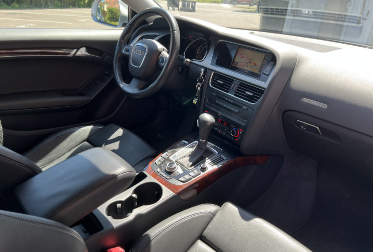 Audi A5 Quattro 3.2 FSi V6 24V 265cv Tiptronic Boîte auto