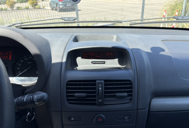 Renault Clio 1.2 i eco2 75 CV Campus Evolution 3 Portes 
