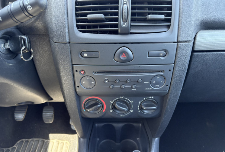 Renault Clio 1.2 i eco2 75 CV Campus Evolution 3 Portes 