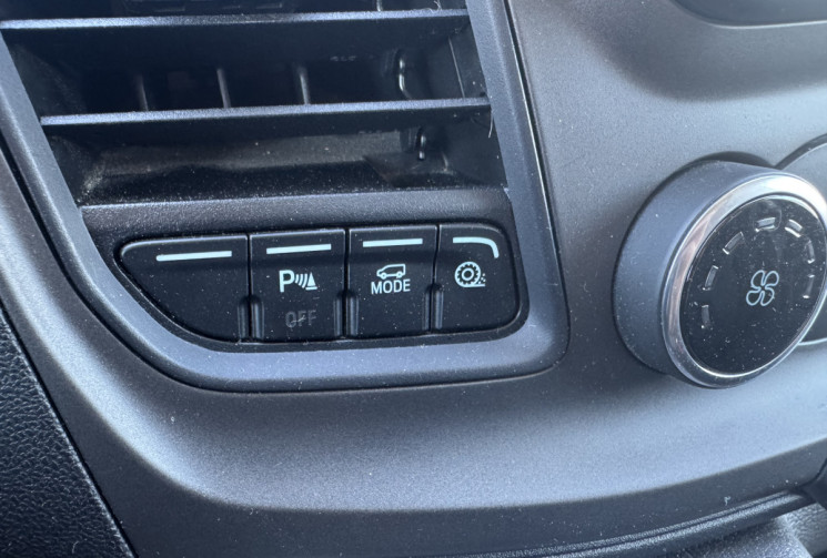 Ford TRANSIT CUSTOM KOMBI I 130 cv 2.0 EcoBlue KOSMO URBAN LAIKA - VAN AMENAGE