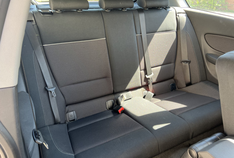 BMW Série 1 E81 118d 2.0 d 143cv