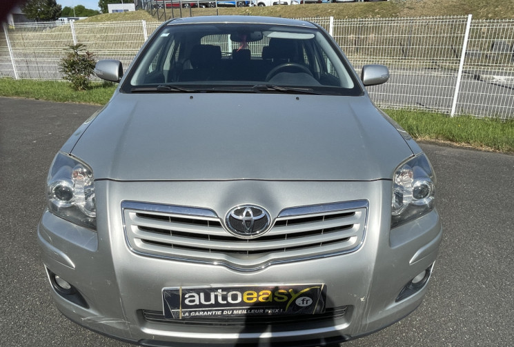 Toyota AVENSIS 2.2 D4-D 150 CV TECHNO