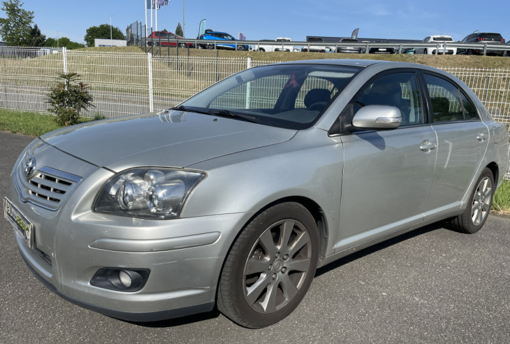 Toyota AVENSIS 2.2 D4-D 150 CV TECHNO