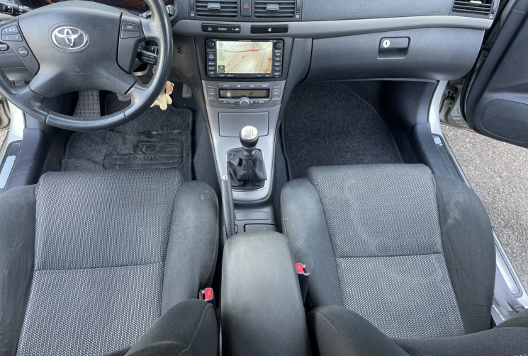 Toyota AVENSIS 2.2 D4-D 150 CV TECHNO