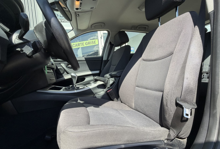 BMW SERIE 3 TOURING 318i 143 Confort - Suivi BMW complet