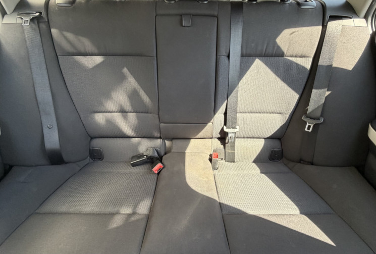 BMW SERIE 3 TOURING 318i 143 Confort - Suivi BMW complet