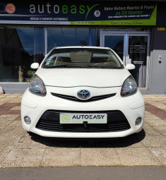 Toyota Aygo 5 Portes 1.0 VVTi 12V 68 cv / Dynamic / Clim et Bluetooth