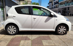 Toyota Aygo 5 Portes 1.0 VVTi 12V 68 cv / Dynamic / Clim et Bluetooth