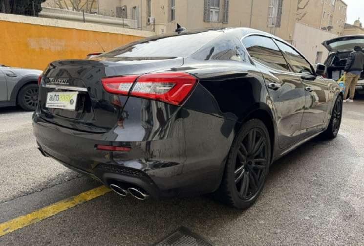Maserati GHIBLI 3.0 D 24V 274 cv Boîte auto / VENTE A PRO UNIQUEMENT / Origine France  3eme main 