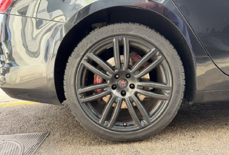 Maserati GHIBLI 3.0 D 24V 274 cv Boîte auto / VENTE A PRO UNIQUEMENT / Origine France  3eme main 