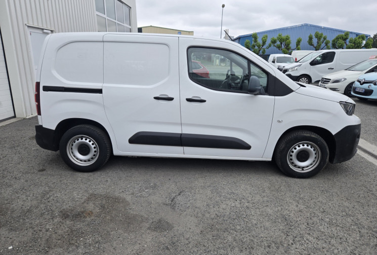 Peugeot Partner L1 1.6 BlueHDi 8V FAP 100 cv * CARPLAY * RADAR* TVA RECUPERABLE *