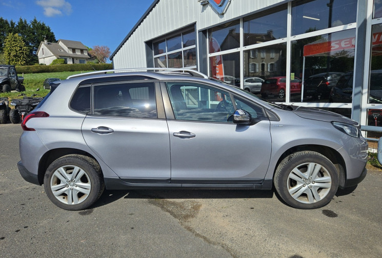 Peugeot 2008 1.5 BLUEHDI 100 STYLE BVM