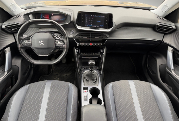 Peugeot 2008 1.2 PTC 130 CH ALLURE BVM6 / SUIVI A JOUR 