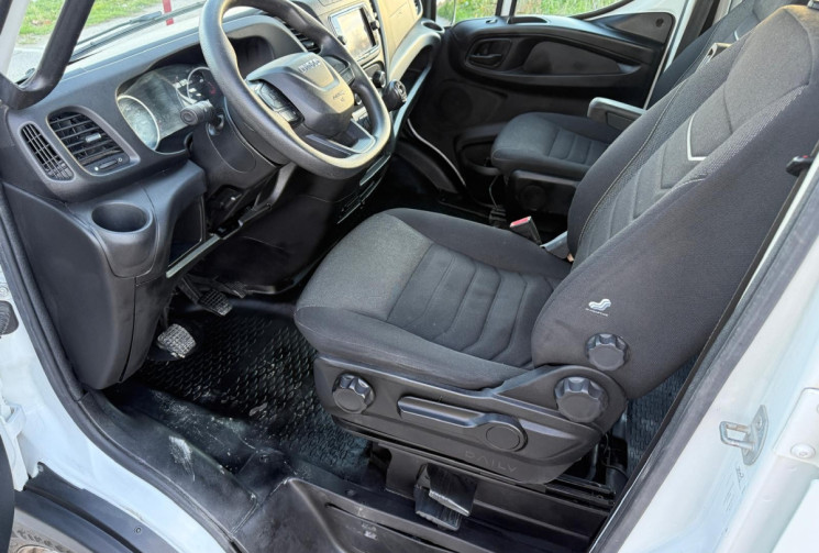 Iveco Daily CHASSIS CABINE DOUBLE / 1ère main /  3.0 160 cv EMPATTEMENT-4100 35C16H QUAD-TOR