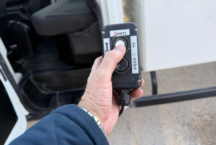 Iveco Daily CHASSIS CABINE DOUBLE / 1ère main /  3.0 160 cv EMPATTEMENT-4100 35C16H QUAD-TOR