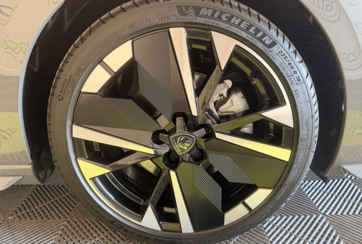 Peugeot 308 Nouvelle 308 HYBRID FaceLift 145 e-DSC6 finition GT