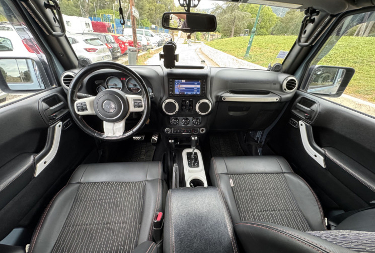 Jeep WRANGLER UNLIMITED JK UNLIMITED ARCTIC 2.8 CRD 16V DPF 4WD 200CH/ DISTRIBUTION A JOURS 