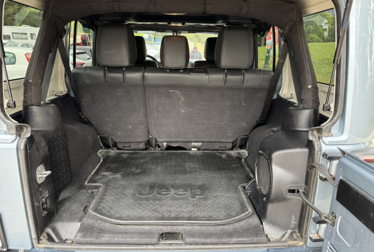 Jeep WRANGLER UNLIMITED JK UNLIMITED ARCTIC 2.8 CRD 16V DPF 4WD 200CH/ DISTRIBUTION A JOURS 