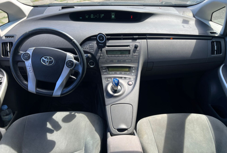 Toyota PRIUS  III 1.8 VVT-i 16V 136 Hybrid CVT 99 cv DYNAMIC