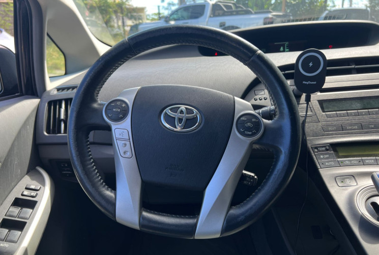 Toyota PRIUS  III 1.8 VVT-i 16V 136 Hybrid CVT 99 cv DYNAMIC