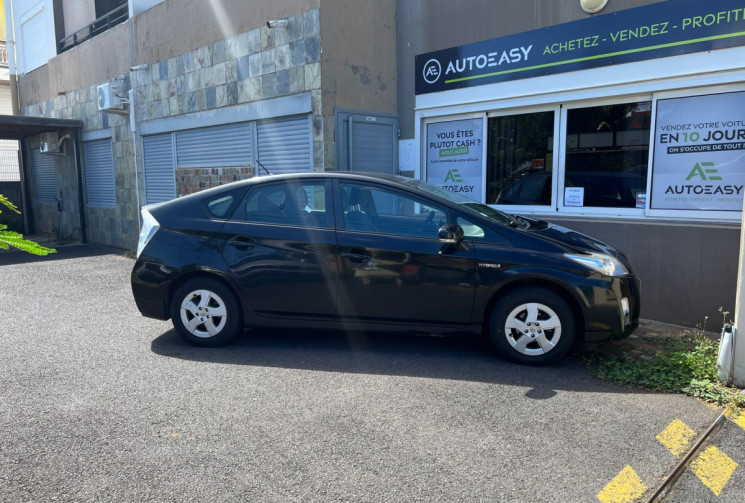 Toyota PRIUS  III 1.8 VVT-i 16V 136 Hybrid CVT 99 cv DYNAMIC