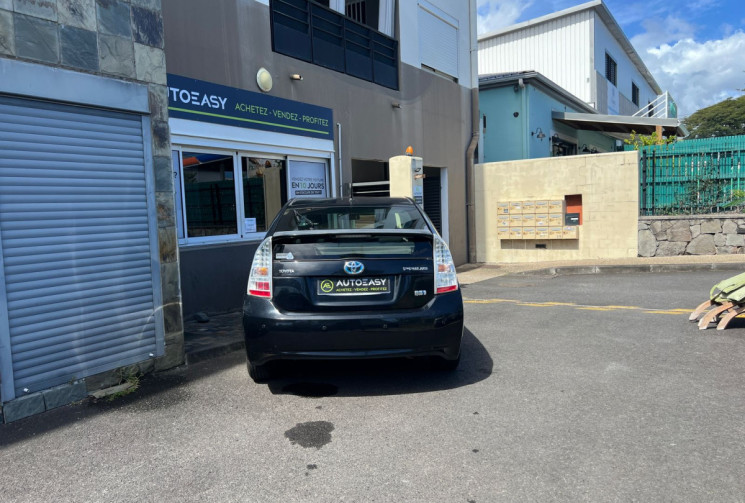 Toyota PRIUS  III 1.8 VVT-i 16V 136 Hybrid CVT 99 cv DYNAMIC