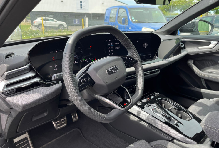 Audi A5 Avant TDI Hybride 204 ch S tronic 7 S line