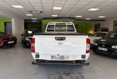Nissan Navara NP 300 163 cv + protection sous moteur . Moteur a chaine