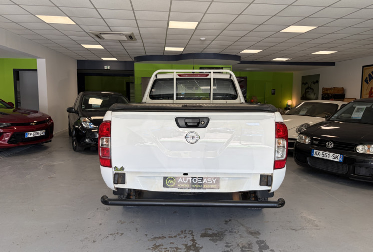 Nissan Navara NP 300 163 cv + protection sous moteur . Moteur a chaine