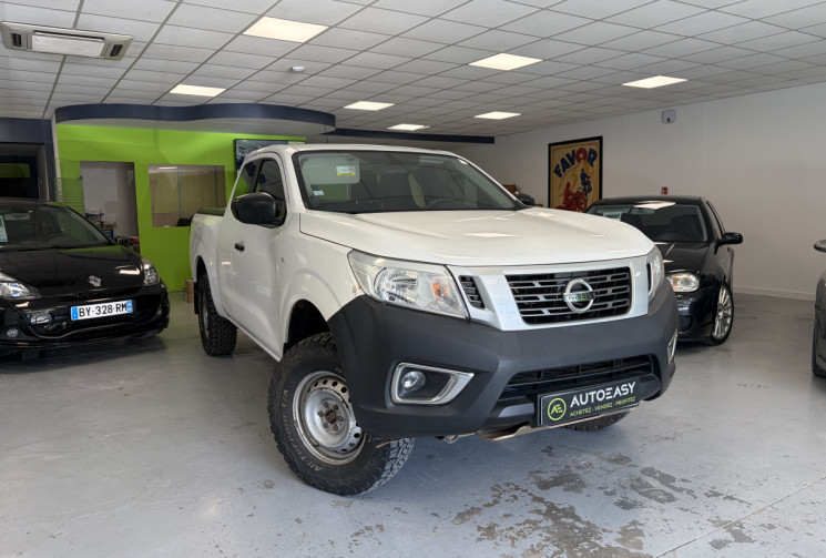 Nissan Navara NP 300 163 cv + protection sous moteur . Moteur a chaine