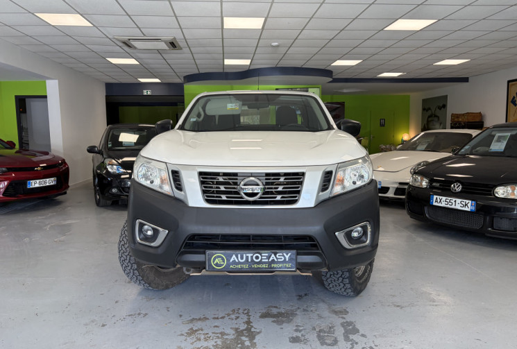 Nissan Navara NP 300 163 cv + protection sous moteur . Moteur a chaine