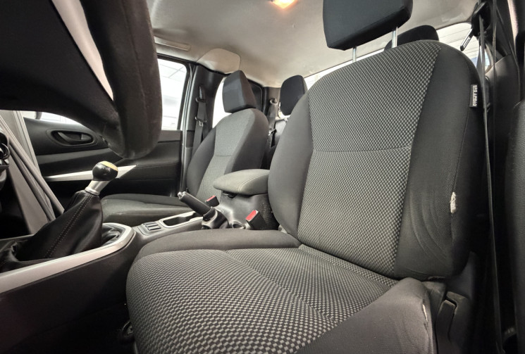 Nissan Navara NP 300 163 cv + protection sous moteur . Moteur a chaine