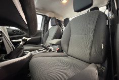 Nissan Navara NP 300 163 cv + protection sous moteur . Moteur a chaine