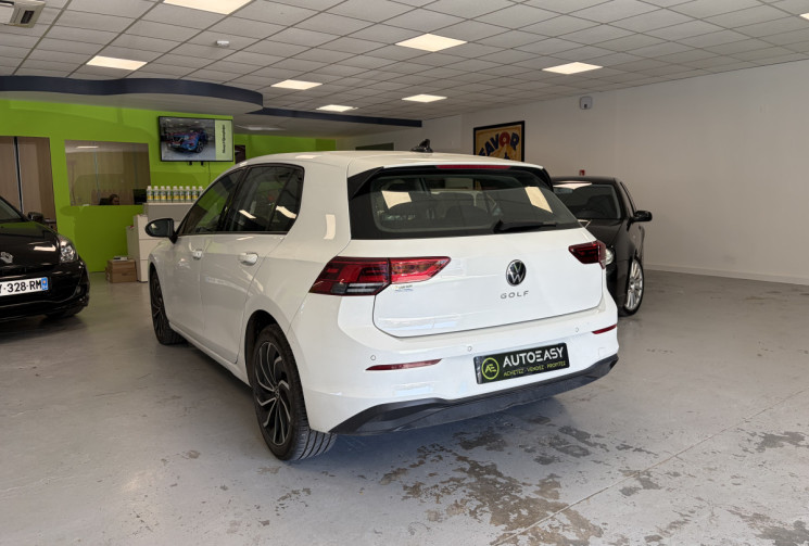 Volkswagen Golf 1.0 TSI 110 CV LIFE