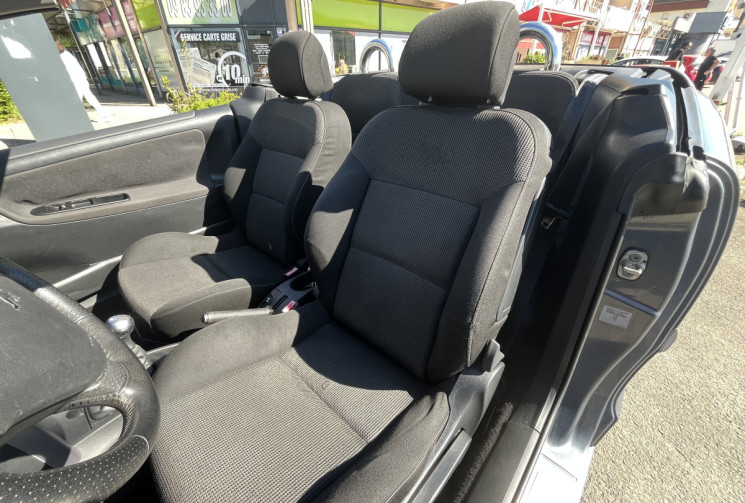 Peugeot 207 CC 1.6 e 16V 120cv JBL