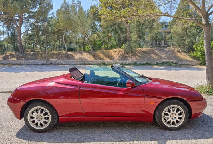 Alfa Romeo SPIDER GTV - 1.8 TS 16v 144 CH - 20.700 km réels - Origine France