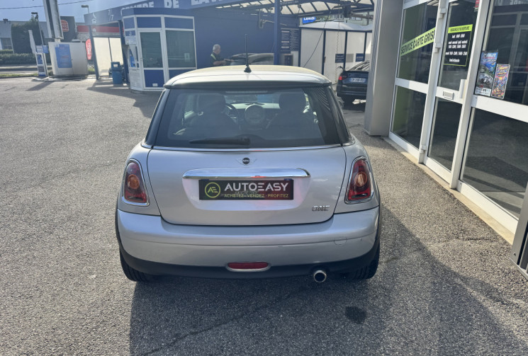 Mini Mini one 1.4 i R56