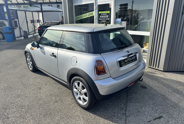 Mini Mini one 1.4 i R56