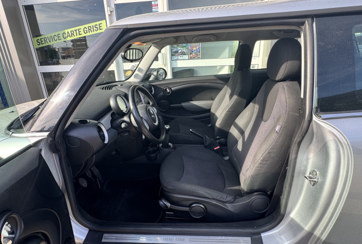 Mini Mini one 1.4 i R56